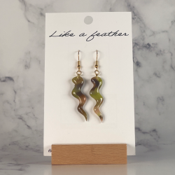 dangling earrings shaped like snake, in khaki, apple green c