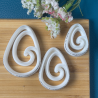 Cutter in the shape of egg (Different available sizes).