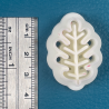 Cutter in the shape of leaf (Different available sizes).