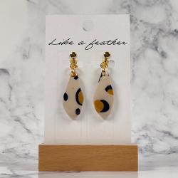dangling earrings shaped like stone, in sand, beige, black c
