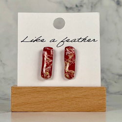stud earrings shaped like rectangle, in burgundy, , golden c
