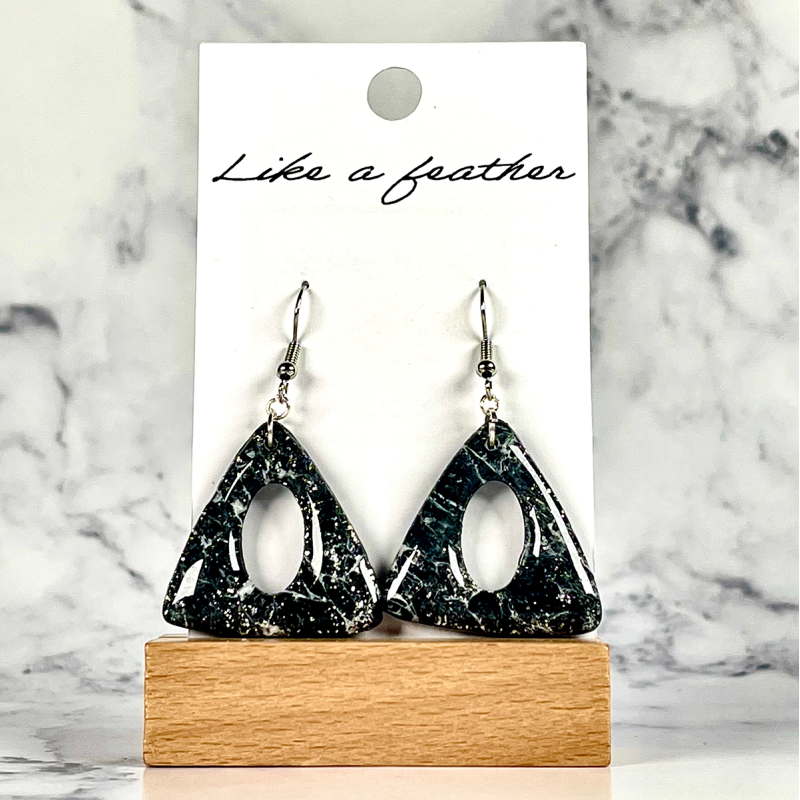 Boucles d'oreilles pendantes en forme de triangle percé, de