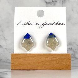 stud earrings shaped like inverted amphora, in white, blue c