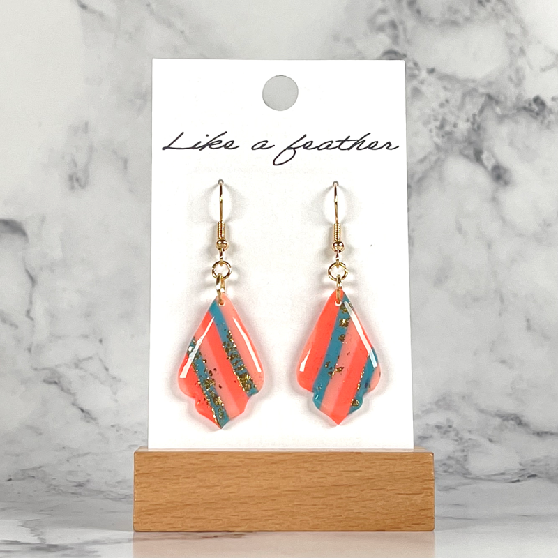 Boucles d'oreilles pendantes en forme d'amphore inversé, de