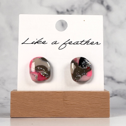 stud earrings shaped like organic, in khaki, sand, neon pink
