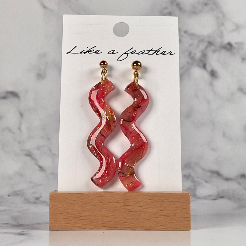 dangling earrings, in rose, chocolate, golden color.