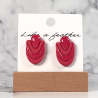 Boucles d'oreilles puces en forme de demi ovale avec goutte,