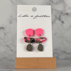 dangling earrings, in neon pink, khaki color.