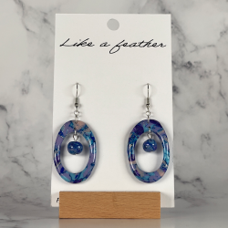 dangling earrings shaped like oval, in blue, purple, pale pi